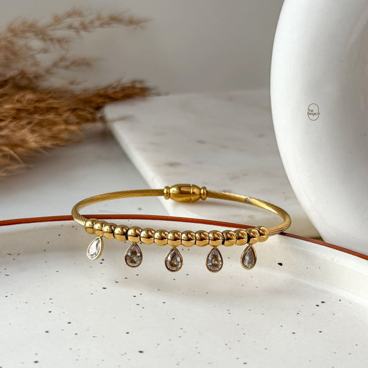 Drop Charm Band