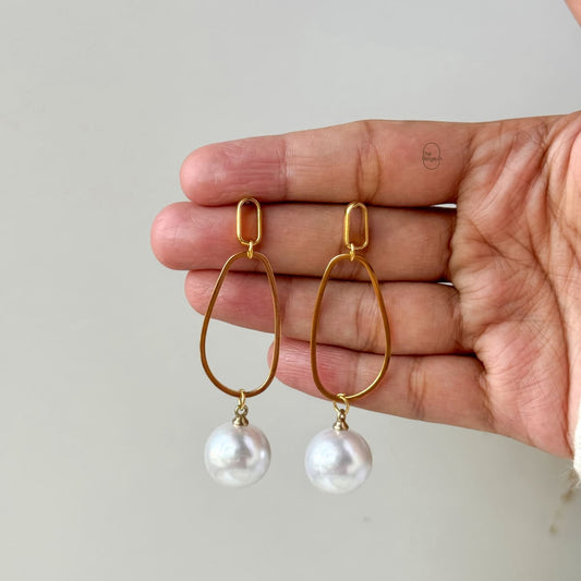 Pearl Hangings