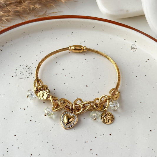 Heart Tale Charm Band