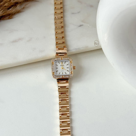 Mareine White