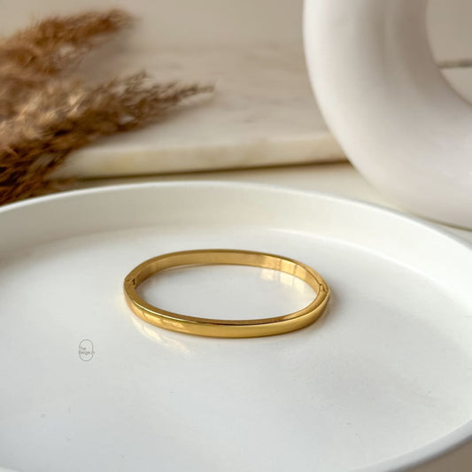 Plane Baby Bangle (2.3 inches)