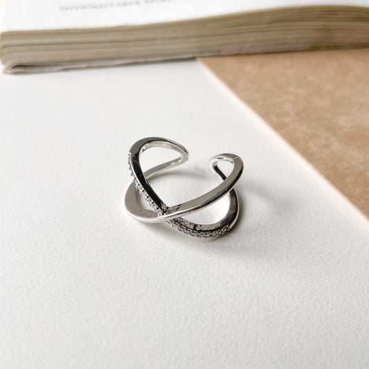 Silver cross- adjustable