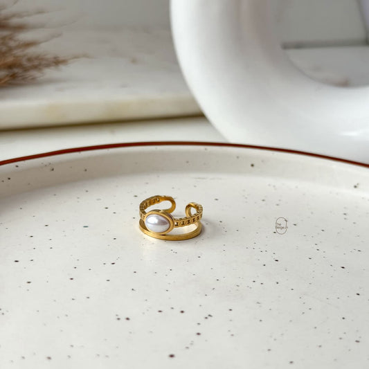 Pearl Layer Ring