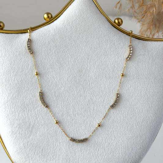 Auralia White