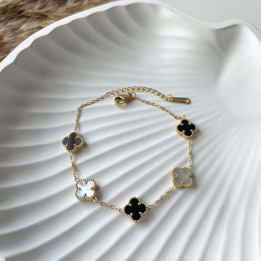 Athera reversible clover