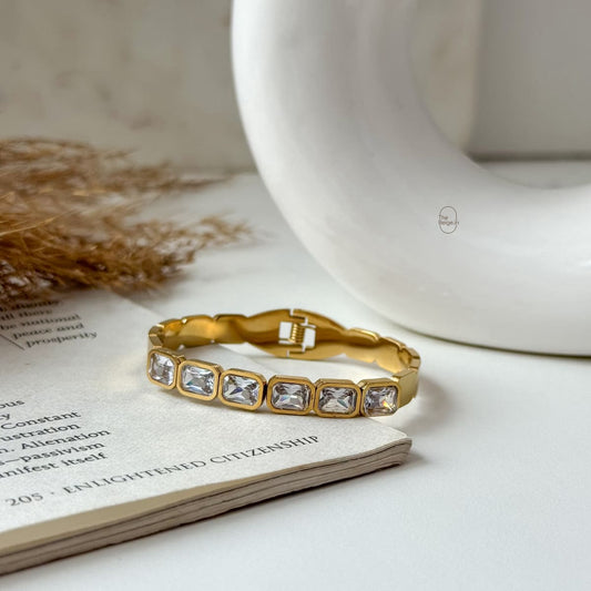 Hilane Baby Bangle