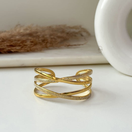 Mesmer Adjustable