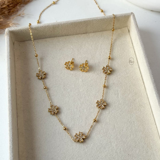 Earein Flower Combo
