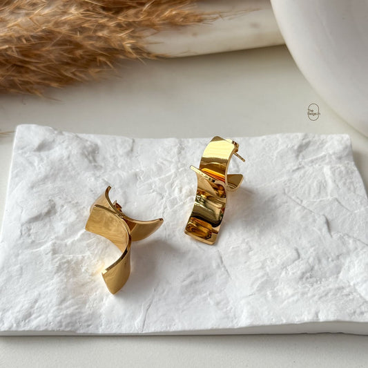 Rula Statement Earring