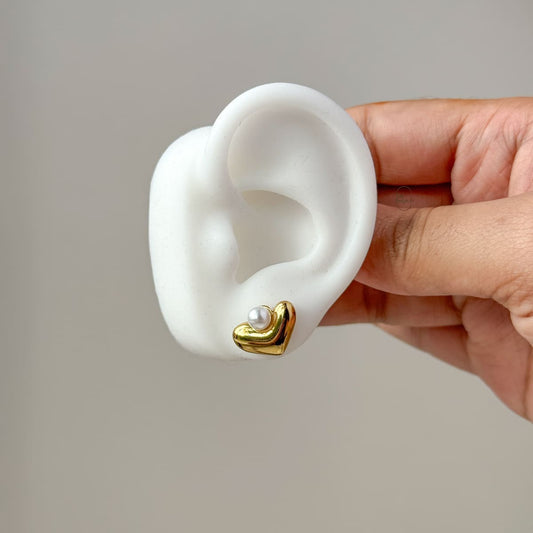 Pearl Heart Earring
