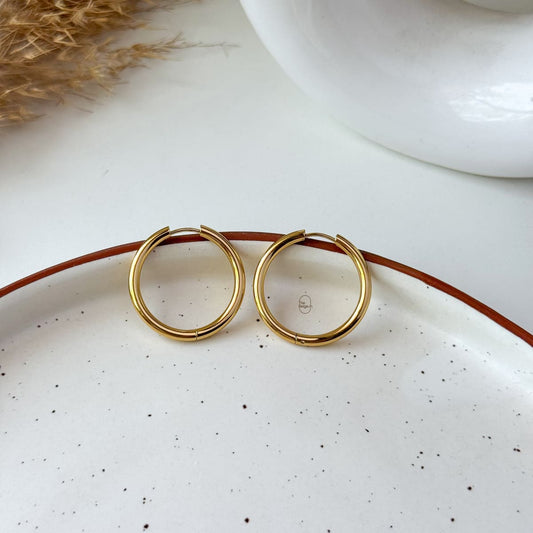 Tira Round Hoop