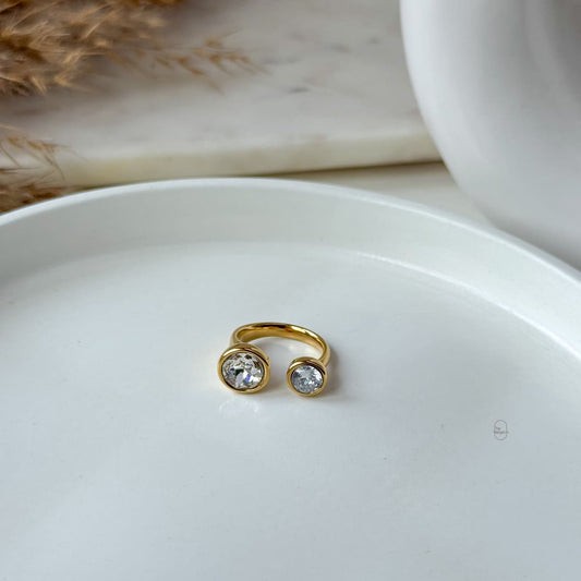 Circle White Adjustable