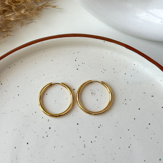 Tira Round Hoop