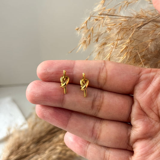 Knot Eva