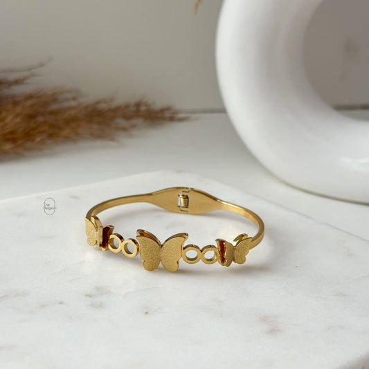 Butterfly Bellein Front Openable Band