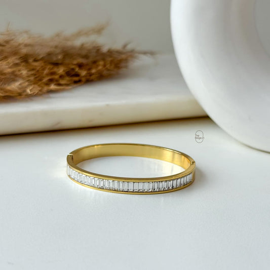Sunnere White Baby Bangle